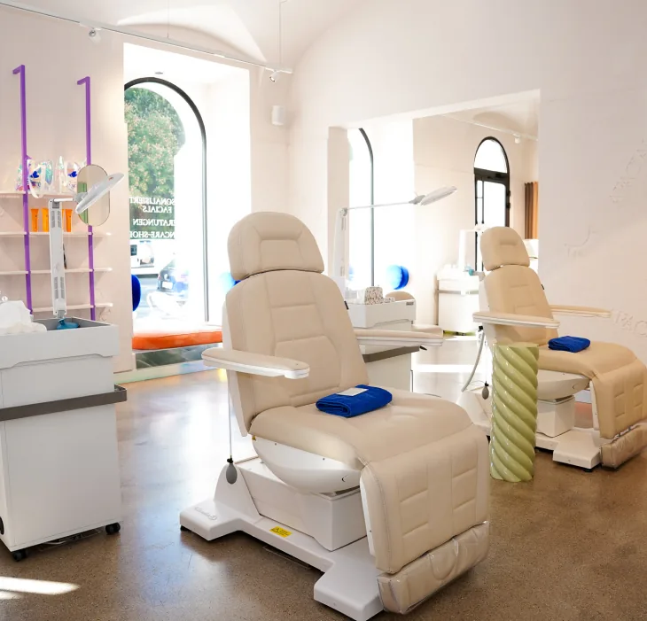 Services of the AFACIAL Skinbar